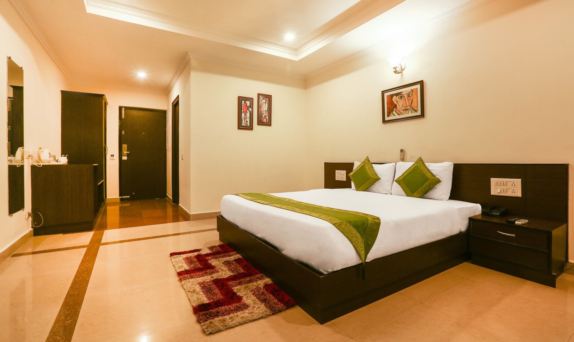 Treebo Trend Gk Conifer Hotel ดารัมซาลา ภายนอก รูปภาพ