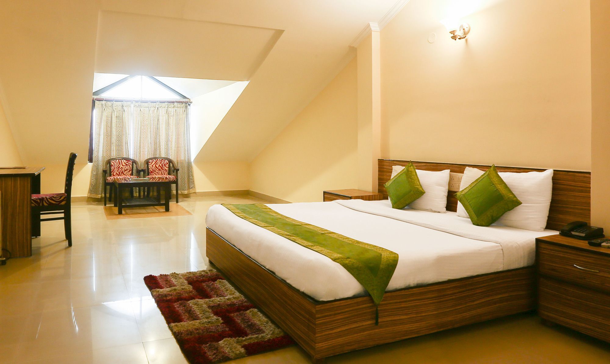 Treebo Trend Gk Conifer Hotel ดารัมซาลา ภายนอก รูปภาพ
