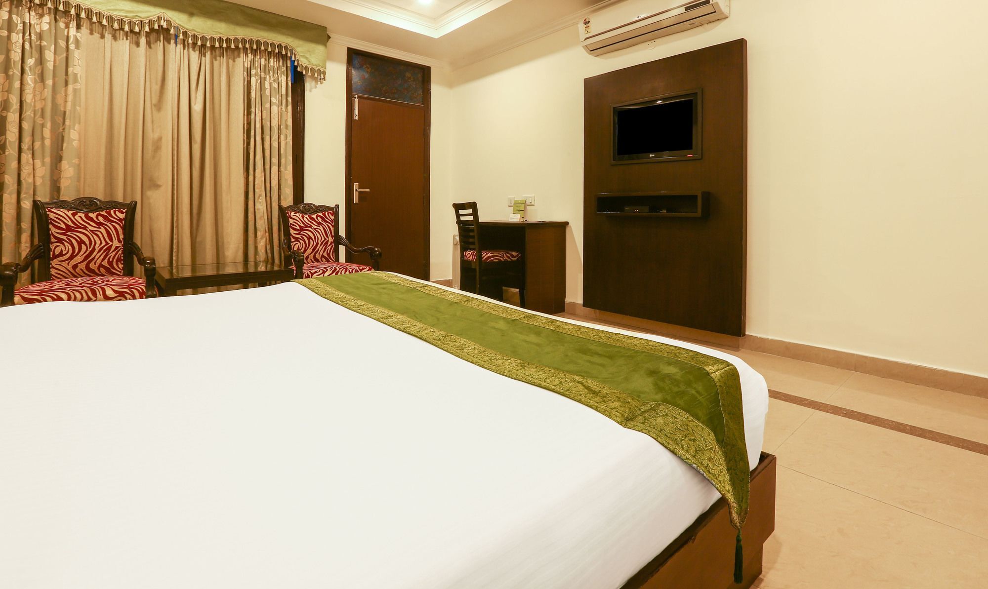 Treebo Trend Gk Conifer Hotel ดารัมซาลา ภายนอก รูปภาพ